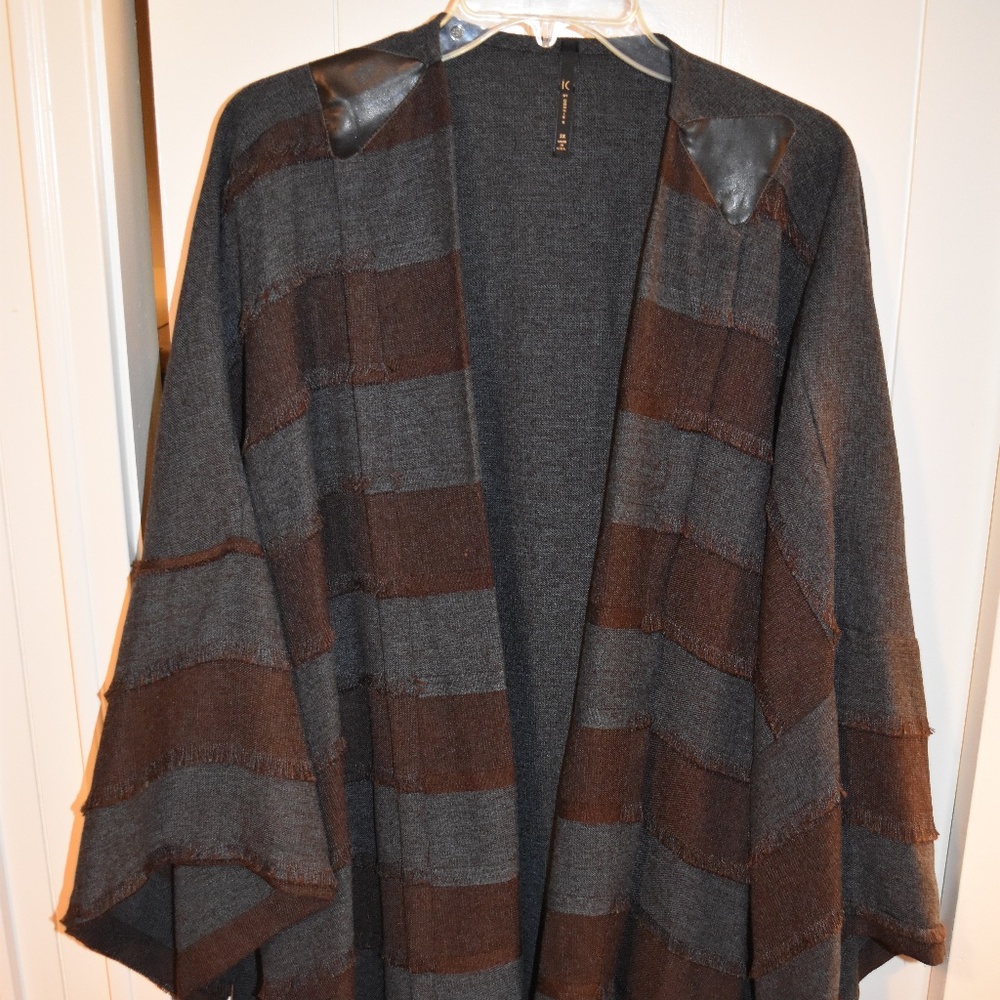 IC Beautitful Cape...